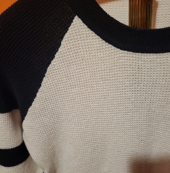 Faherty Throwback Waffle Crewneck Wrigley Sweater Black & White Stripes Size MED - Picture 8 of 8